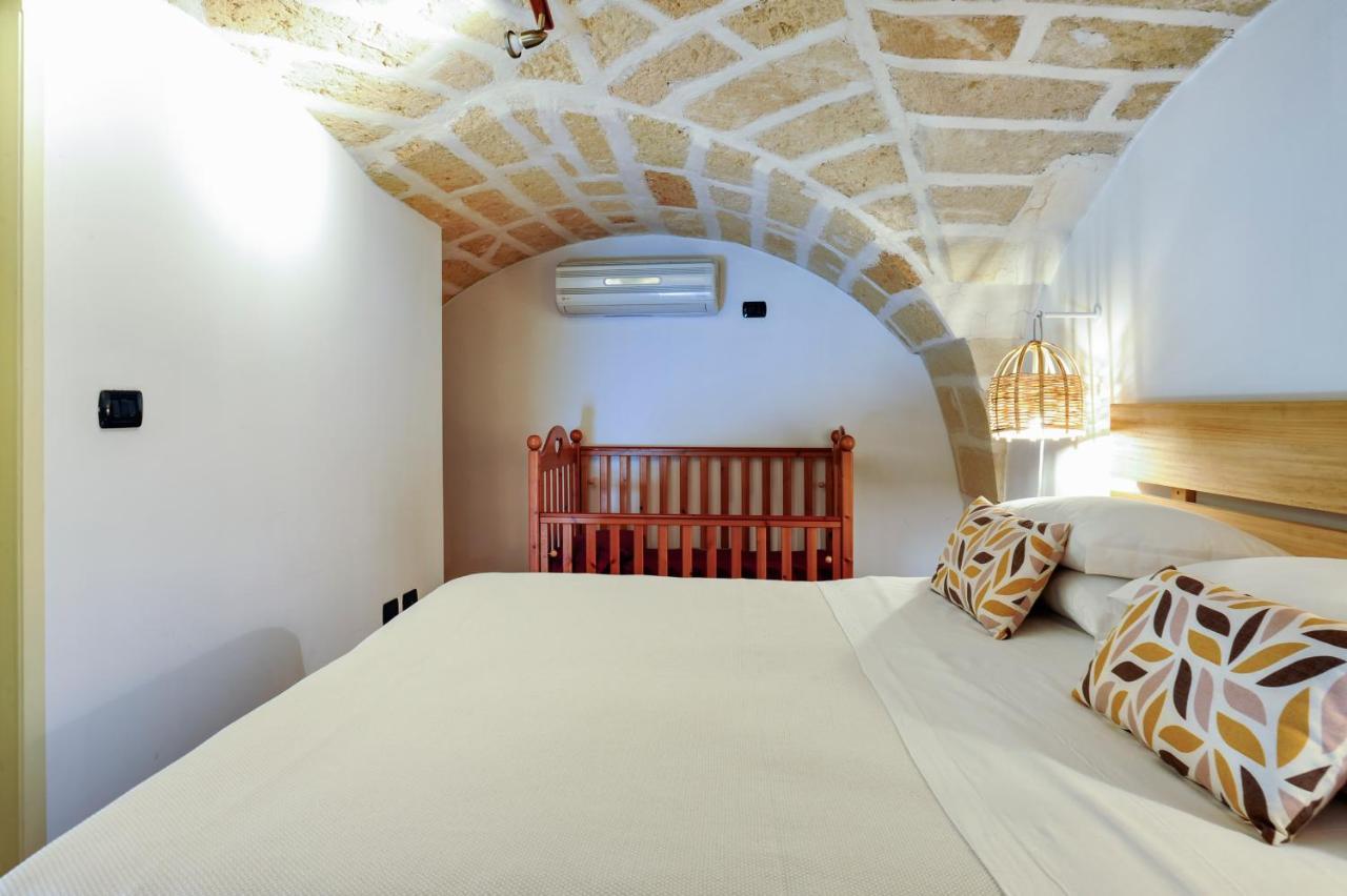 Castriota 19 - Jacuzzi Apartment Sit Lecce Exterior photo
