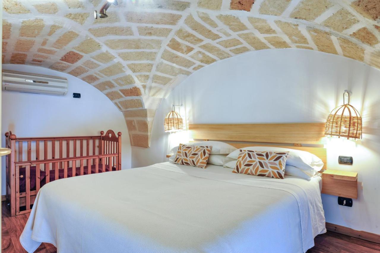 Castriota 19 - Jacuzzi Apartment Sit Lecce Exterior photo